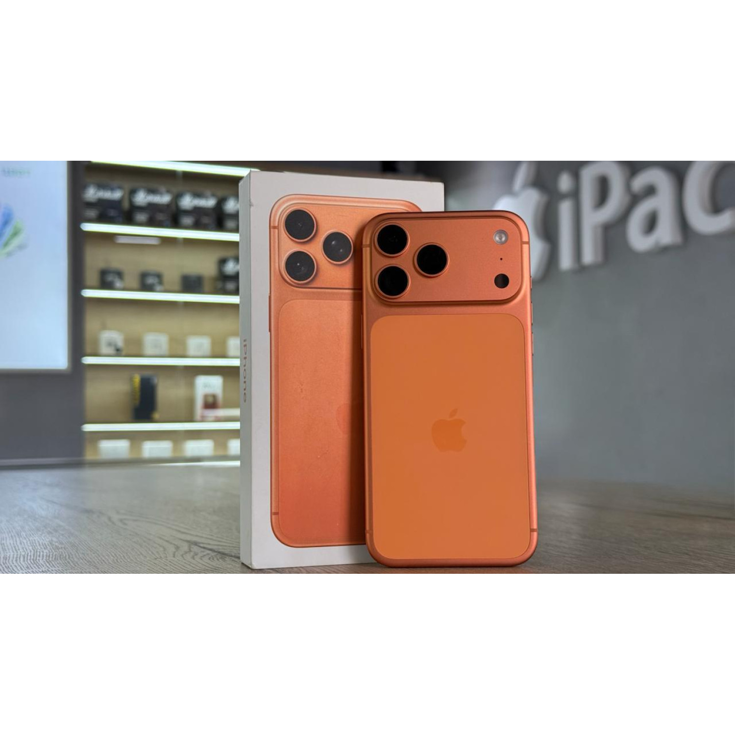 Apple iPhone 17 Pro Max 256 ГБ Оранжевый eSIM class=